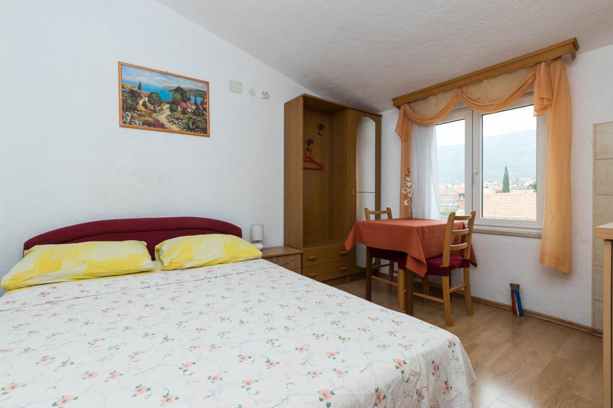 Apartments Cipetic Kaštela エクステリア 写真