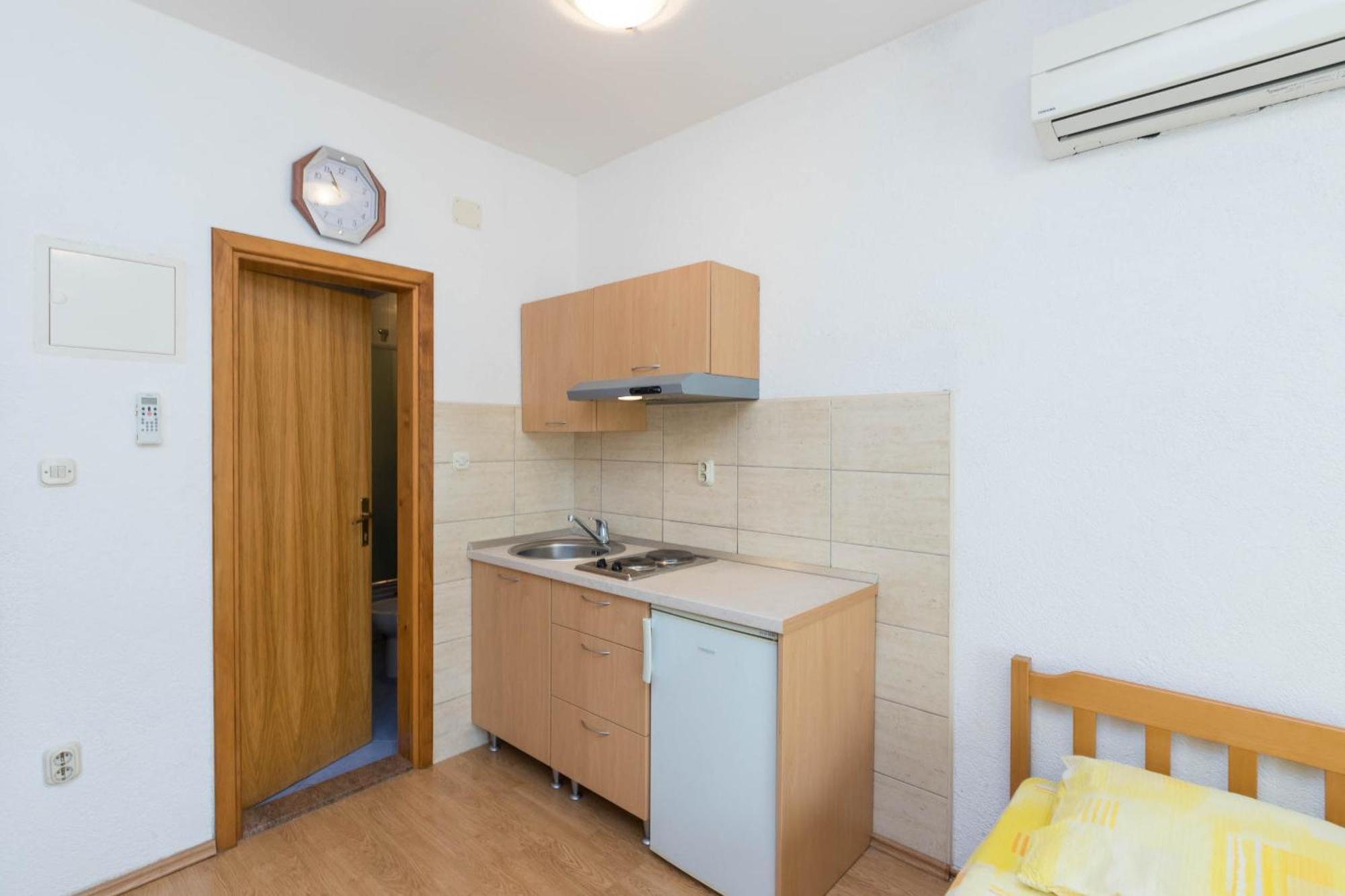 Apartments Cipetic Kaštela エクステリア 写真