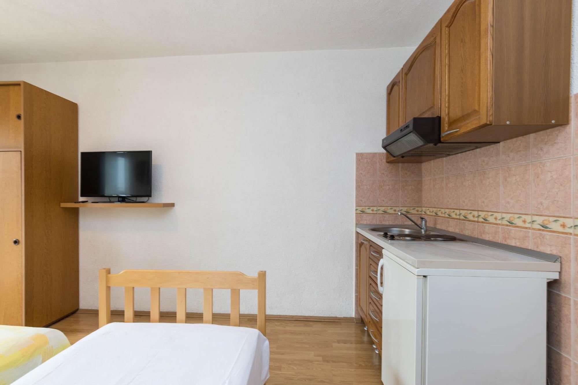 Apartments Cipetic Kaštela エクステリア 写真